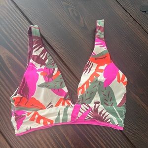 Never worn NWT adorable bright colors